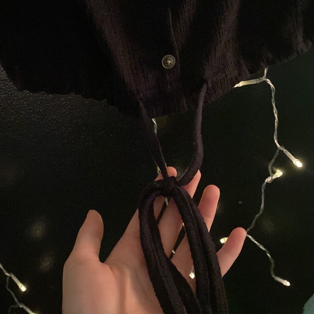 Who What Wear black tee - Picture 2 of 3